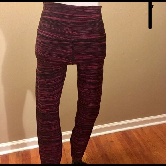 LAST CHANCE Wunder Under NO signs of wear. - Picture 5 of 7